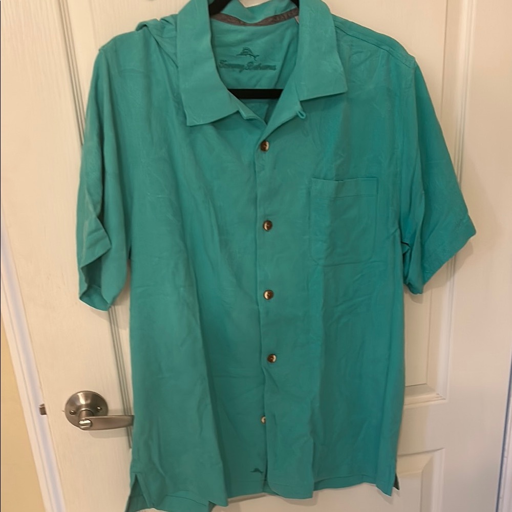 Tommy Bahamas men’s  green palm print button down shirt size large
